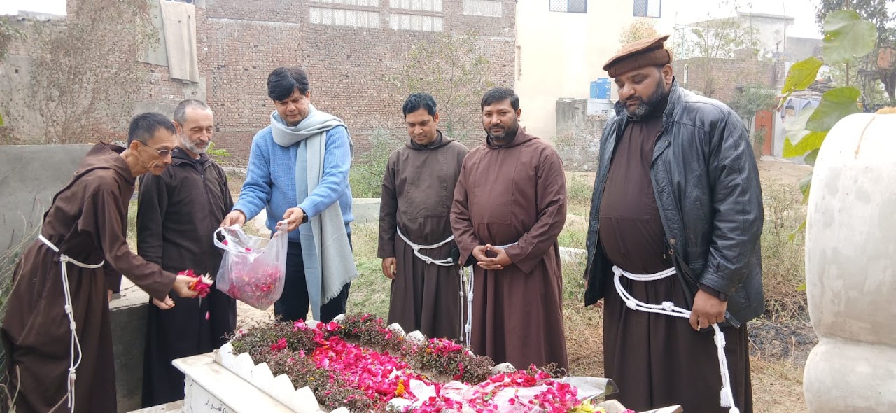 Tribute at Akash Bashir's tomb